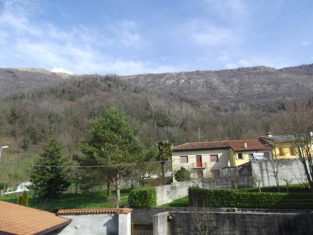 Bed and Breakfast Sentiero Valinis Fanna Habitación foto